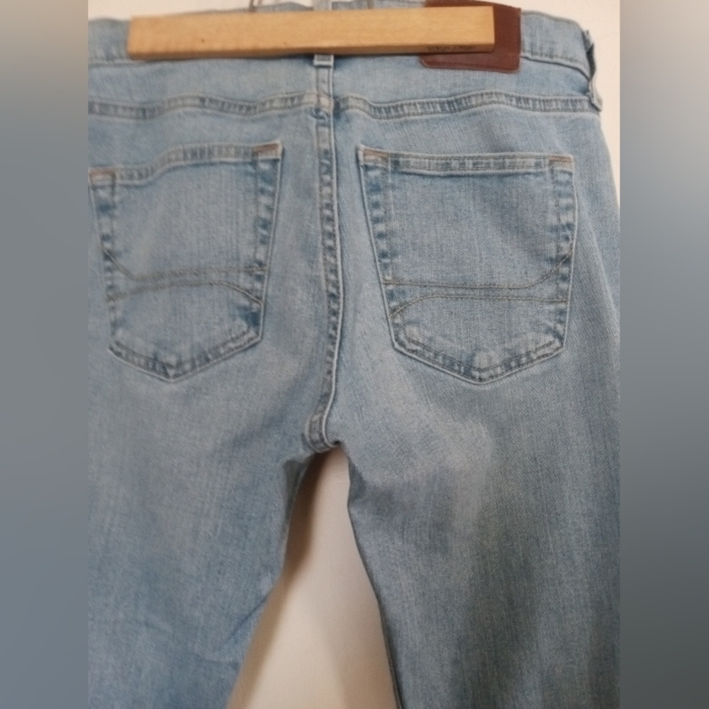 HOLLISTER MENS DISTRESSED SLIM STRAIGHT JEANS 29X30